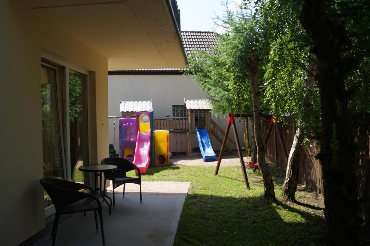 Bursztyn 2 Daire Rewal Dış mekan fotoğraf