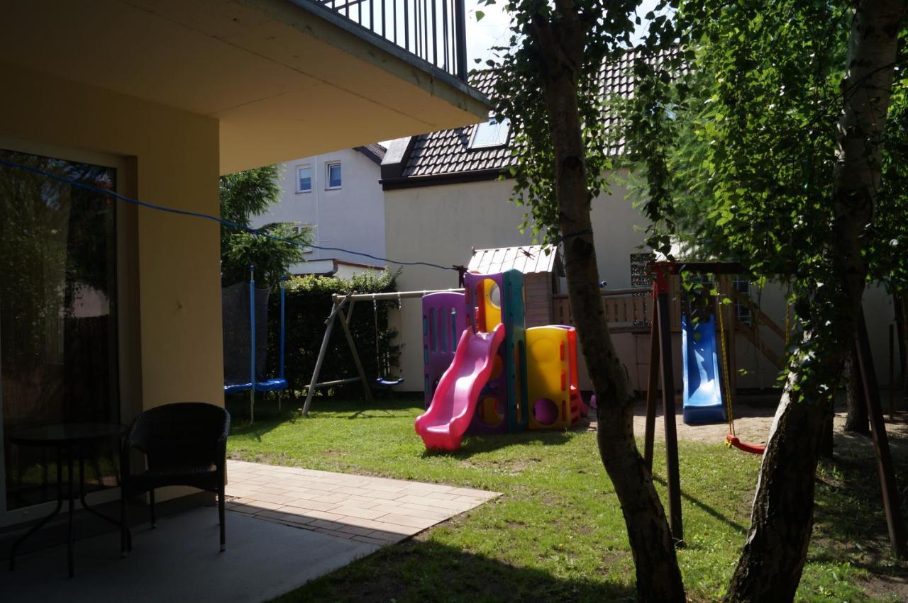 Bursztyn 2 Daire Rewal Dış mekan fotoğraf