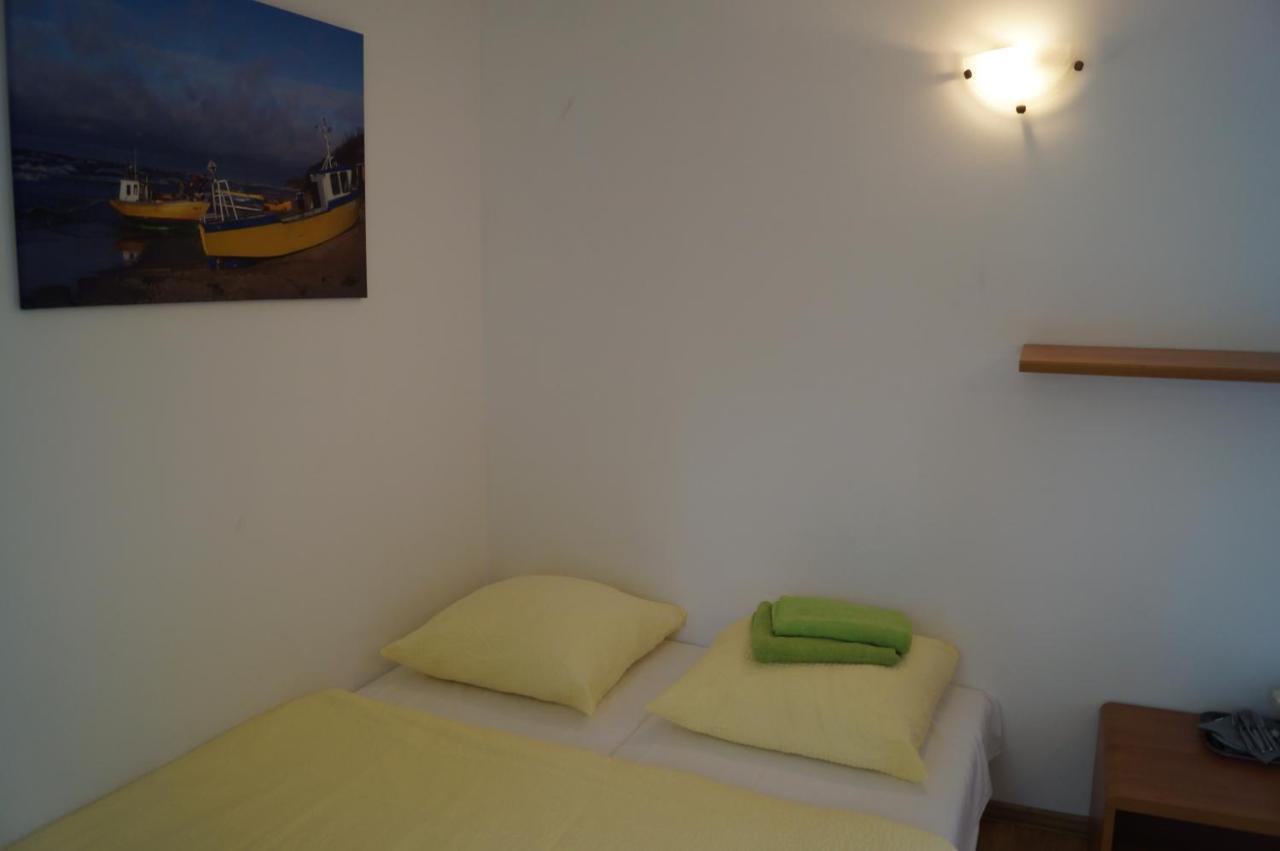 Bursztyn 2 Daire Rewal Dış mekan fotoğraf