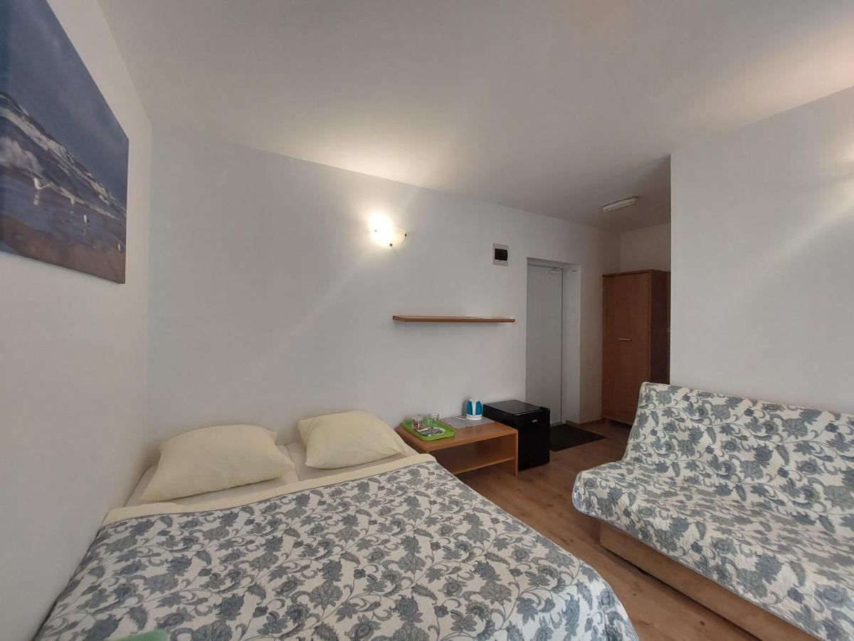 Bursztyn 2 Daire Rewal Dış mekan fotoğraf
